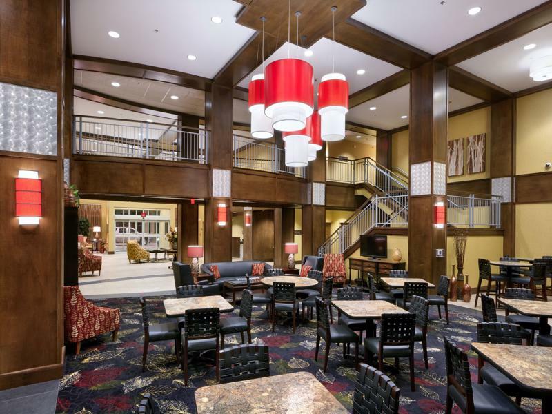 Clubhouse Hotel And Suites Пиер Екстериор снимка